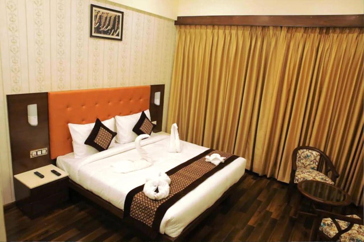 Hotel Citi Inn Grande Zirakpur Buitenkant foto