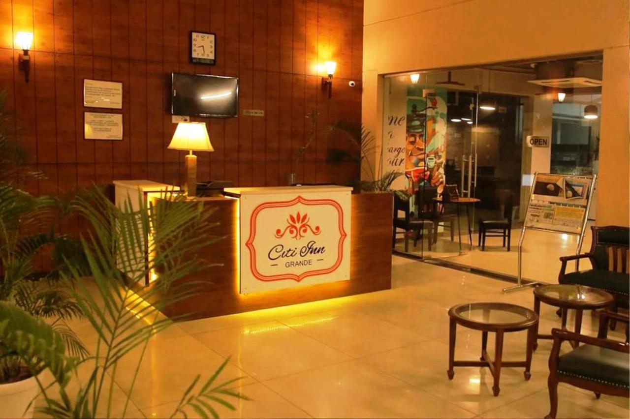 Hotel Citi Inn Grande Zirakpur Buitenkant foto
